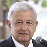 A. M. López Obrador ... Lo festeja. 