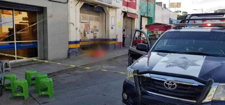 Hombre muere afuera de un conocido bar en Rioverde