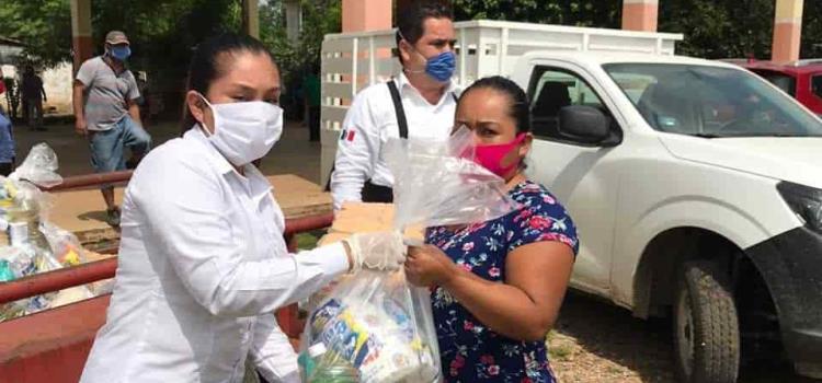 Iberdrola México entrega paquetes alimentarios