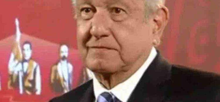 Llama López Obrador a quedarse en casa