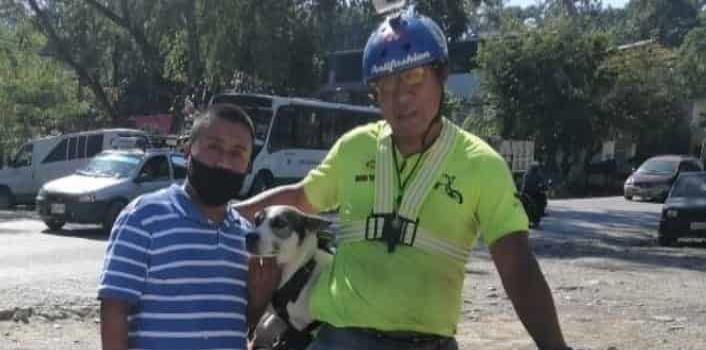 Cicloviajero Mario Agustín Lucio recorre la Huasteca 