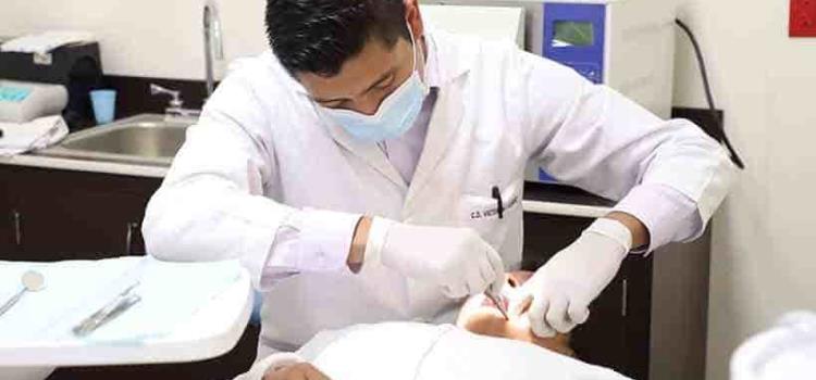Odontólogos se apegan a los lineamientos de: SSH