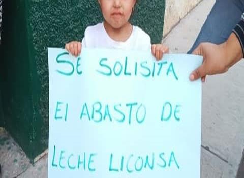 Protestaron por falta de leche en Liconsa