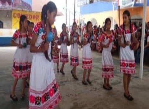 Invitan a rescatar las danzas tradicionales