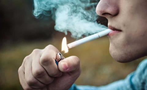 Cigarro mata a más de mil personas