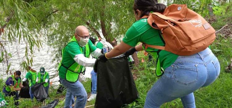 Voluntarios de Iberdrola y Cíclica realizan campaña de limpieza