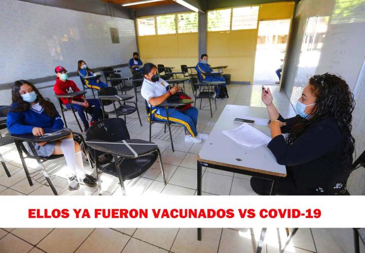 Profesores a las aulas: ‘ya están vacunados contra el COVID’
