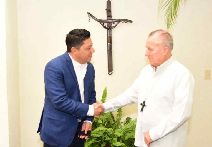Iglesia apoyará con el gobierno de Gallardo: Arzobispo