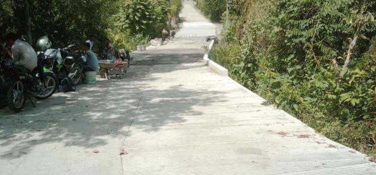 Mejoran calle en Tepetzintla