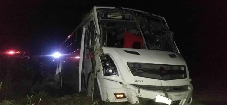 Se volcó autobús de Praderas Huastecas                 