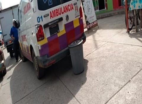 Camión impactó una ambulancia