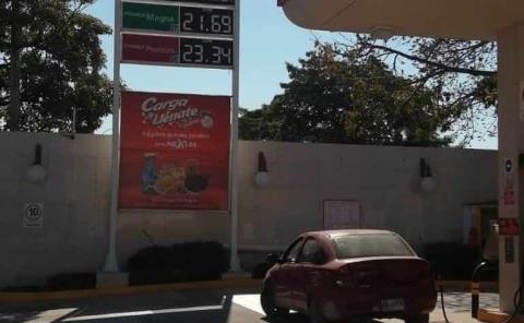 Gasolina pasó los 23 pesos