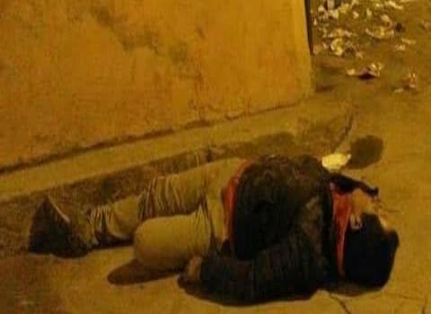 Jornalero dormía ebrio en la calle