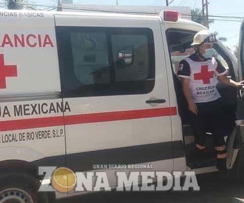 Camioneta fracturó tobillo a anciana 