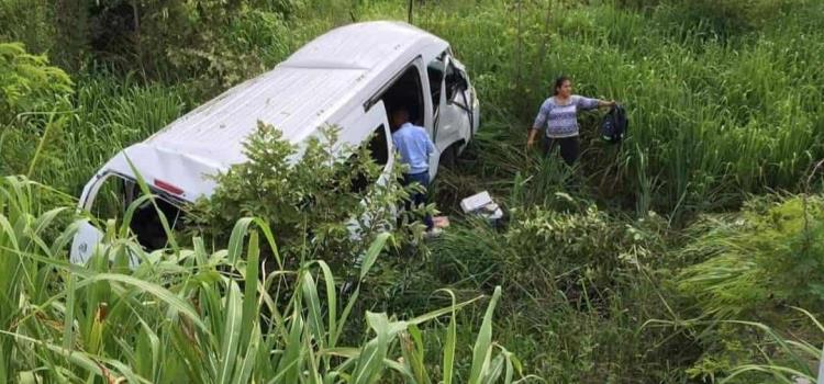 Cristianos se accidentaron en la Carr. Tampico - Valles    