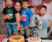 Mañanitas y pastel para Lorena Meza