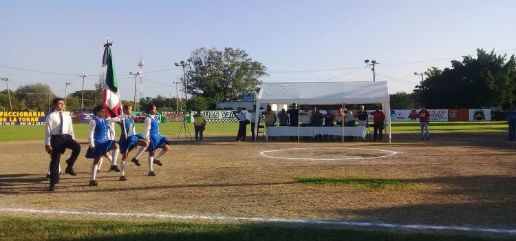 Liga de Softbol Femenil inauguró su temporada