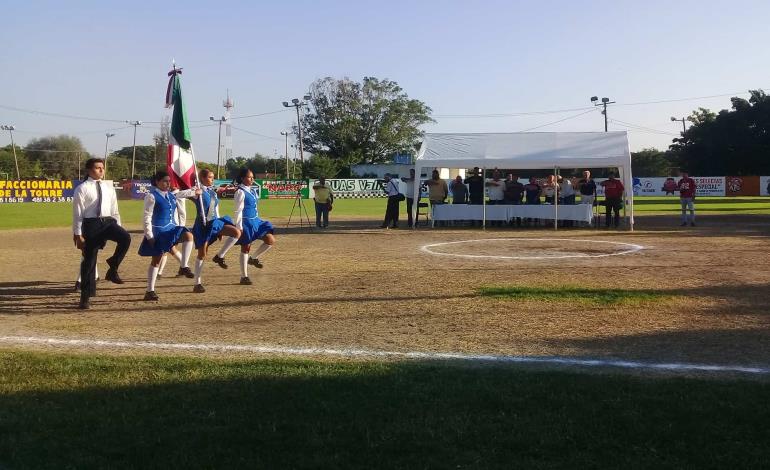 Liga de Softbol Femenil inauguró su temporada