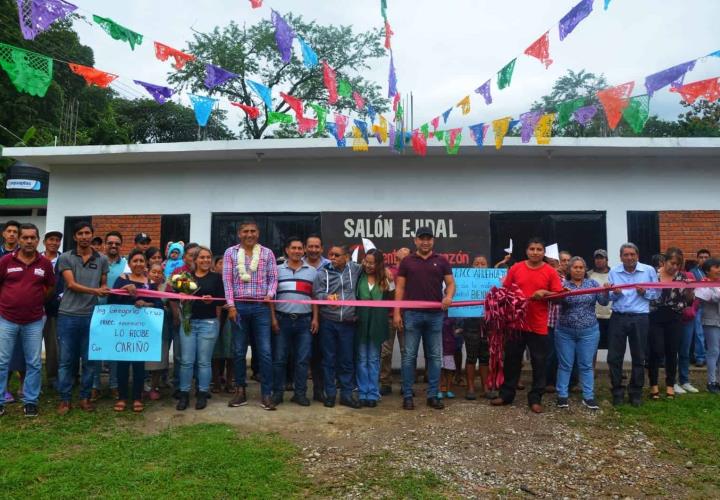 Inauguró Alcalde una Casa Ejidal