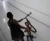 Robaron "bici"  en El Puente