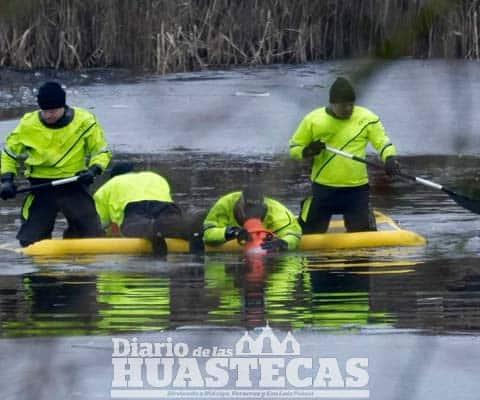 Mueren 3 niños tras caer a lago congelado
