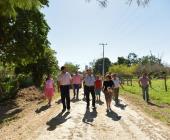 Supervisa Alcalde avance  de rehabilitación de camino en Alazán Canoas