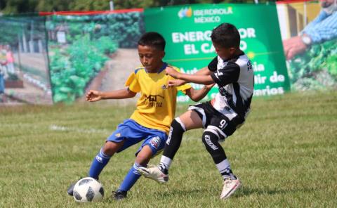Invitan a sumarse al futbol infantil, juvenil y veteranos
