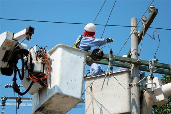 En Xochiatipan CFE suspenderá servicio eléctrico