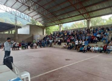 En Huazalingo Alcalde se reunió con habitantes de Chiatipán