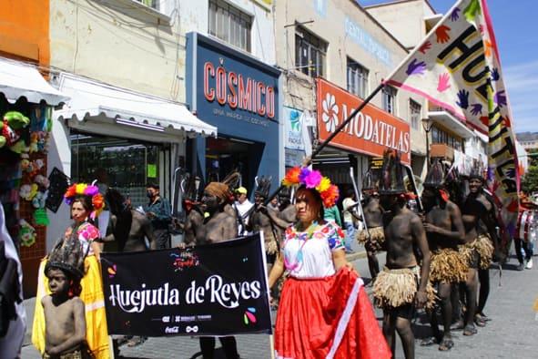 Huejutla encabezó desfile Hidalgo está de Carnaval en Pachuca
