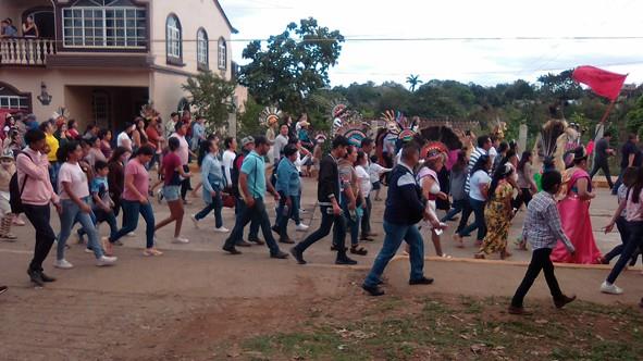 Alcalde de Huautla encabezó desfiló de carnaval