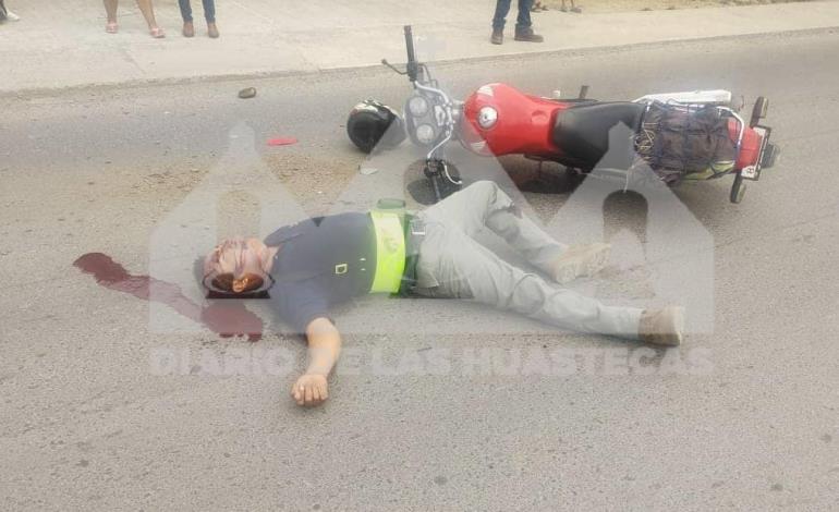 Motociclista se impactó contra unidad pasajera en El Moreno