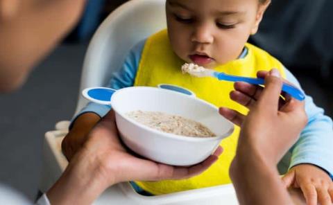 Cereal dañino para los bebés