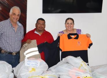 Alcaldesa entregó equipo táctico a personal de PC en Orizatlán