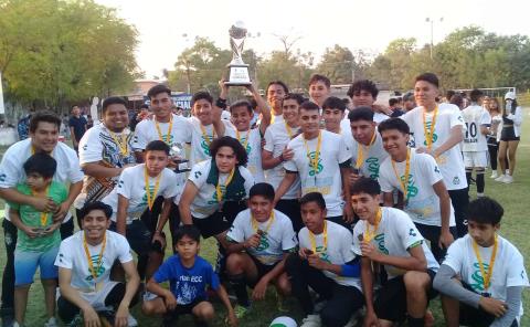 Academia Santos campeón en Juvenil B
