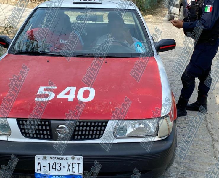 Taxista detenido por dar servicio borracho en Tantoyuca