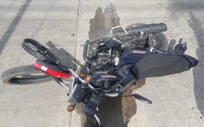 Grave motociclista al sufrir accidente