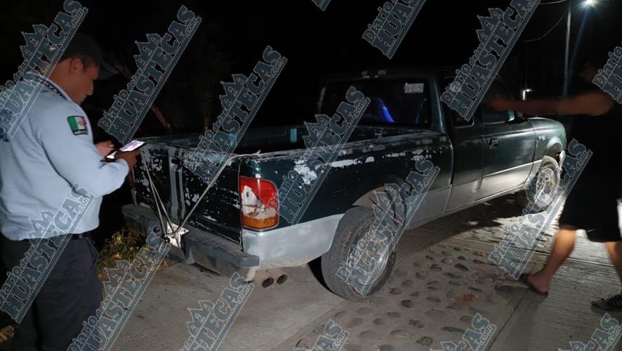 Pipa se impactó contra camioneta en Tantoyuca