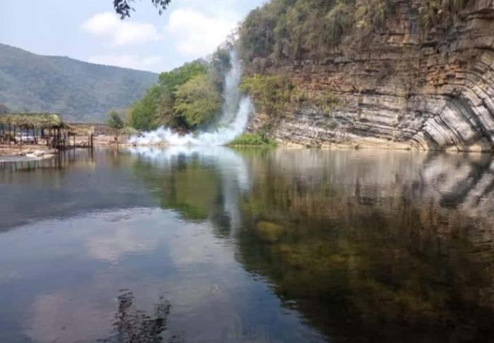 Fumigaron los parajes turísticos: Santa María Picula y Tenexco