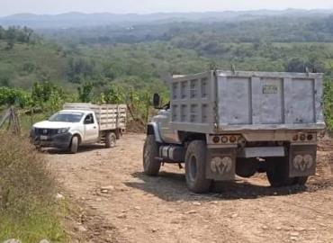 Rehabilitan acceso a parajes turísticos en Orizatlán
