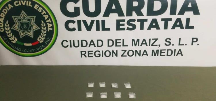 ALBAÑIL TRAÍA DROGA "CRISTAL"