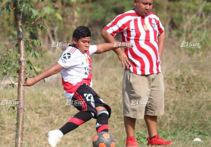 En futbol de la Colonia XEW un fin de semana explosivo