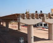 Avanza construcción de puente vehicular