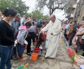 Católicos asistieron a bendición de agua
