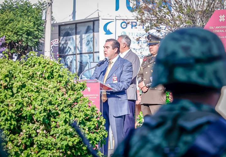 Encabeza secretario de Agricultura guardia de honor por aniversario luctuoso de Emiliano Zapata