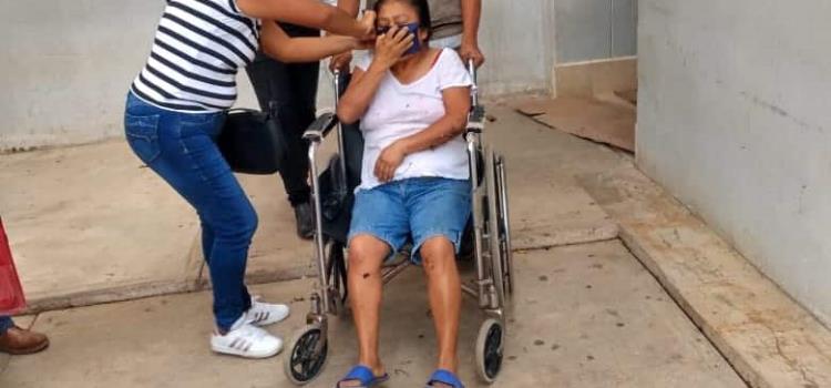 Mujer cayó de azotea