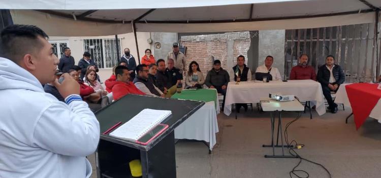 Familias agradecen a AUR obras,  seguridad y mejores servicios