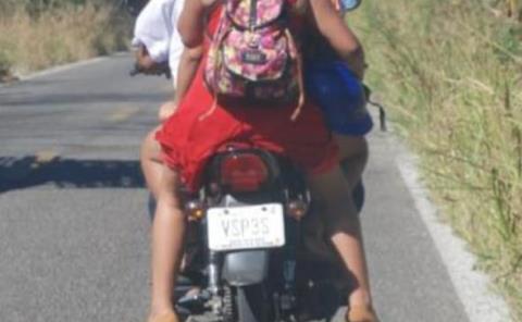 Motociclistas sin cultura vial en la Huasteca