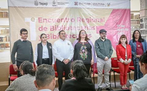 Entrega Cultura aparato que permite leer en tiempo real a personas ciegas en Tepeji
