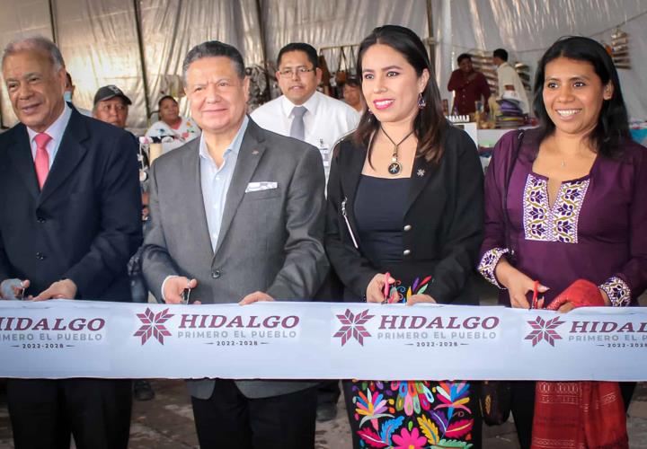 Personas artesanas de Hidalgo fortalecen su desarrollo económico 